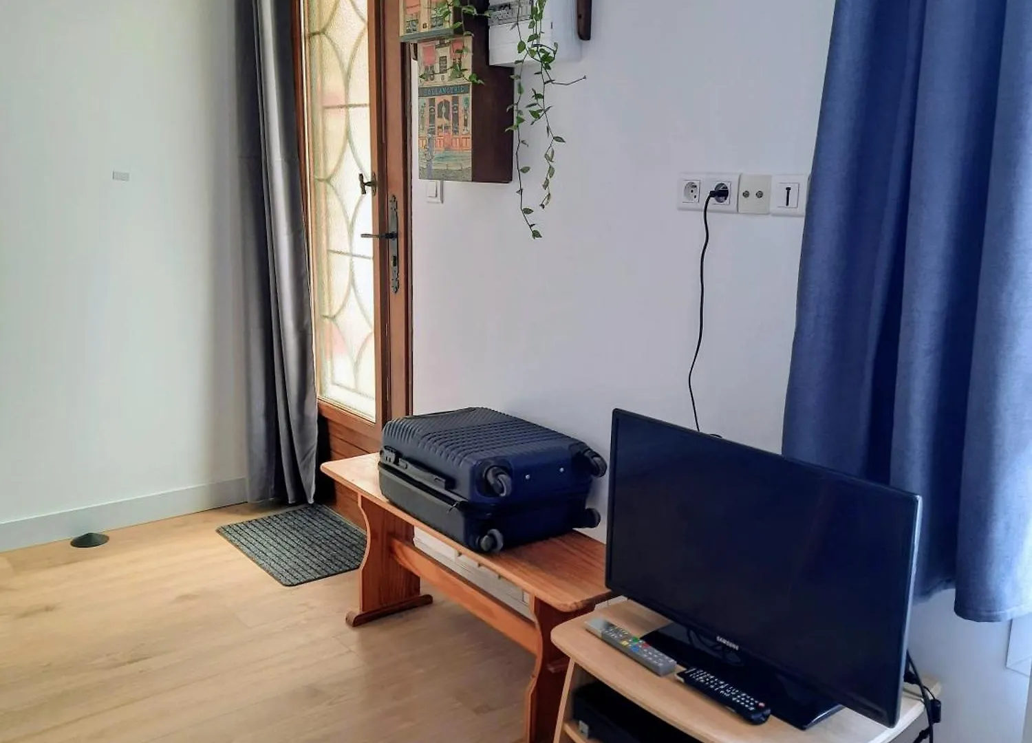 Apartment Studio Proche Paris Rer D Direct Stade De France Et Bercy Maisons-Alfort
